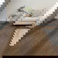 Gossi placi de pardoseala autoadezive, 55 buc., maro, pvc, 5,11 m2, Gossi