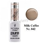 Oja Semipermanenta Pure Creamy Milk Coffee, Victoria Vynn