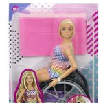 Papusa Barbie, Blonda in scaun cu rotile