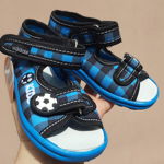 Sandalute pentru baietei - Carouri albastre, Viggami