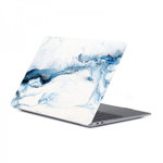 Set protectie 2 in 1 pentru Macbook Air 13.3 inch A1932 / A2179 / A2337 cu husa din plastic si folie ecran TPU, model marmura albastru alb, krasscom