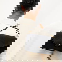 Answear.LAB geantă de mână din piele întoarsă Unscripted Collection, Answear.LAB