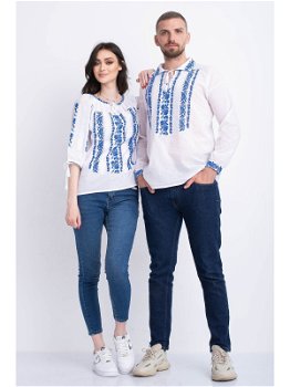 Set bluze traditionale cu broderie inflorata albastra pentru cuplu