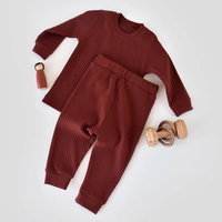Set bluzita cu maneca lunga si pantaloni lungi din bumbac organic si 5% elastan - Caramiziu BabyCosy, BabyCosy