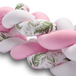 Aparatoare laterala pat bumper impletit, cu inchidere velcro, bumbac alb - roz - flori, 340 cm, AMY
