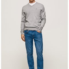 Pulover tricotat fin cu decolteu in V