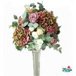 Aranjament cu 25 trandafiri, 10 spray roses, 5 lisianthus, 5 green trick, 3 santini, 5 dahlia, amaranthus de masa pentru nunta in cupa, Floria