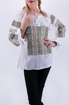 Ie Traditionala Ioana 5, Magazin Traditional