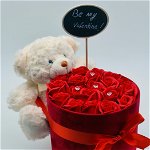 Set cadou - Trandafiri sapun - Cutie Catifea Rosie cu Ursulet, Magazin Traditional