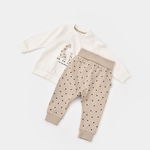 Set bluzita cu maneca lunga si pantaloni lungi cu buline Girafa, BabyCosy, 100% bumbac organic, Ecru, BabyCosy