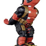 Figurina Suport Marvel New Deadpool 20 cm