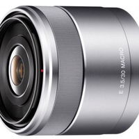 Obiectiv macro Sony SEL-30M35, pentru camera digitala, argintiu
