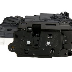 Butuc usa fata Stanga potrivit AUDI A1; SEAT IBIZA IV, IBIZA IV SC, IBIZA IV ST; SKODA FABIA II, SUPERB II; VW AMAROK, CC B7, PASSAT B6, SCIROCCO III, TIGUAN 12.06-, Blic