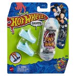 Set mini placa skateboard cu pantofi, Hot Wheels, HGT60