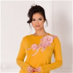 Bluza Katerina galben mustar cu broderie si flori 3D roz