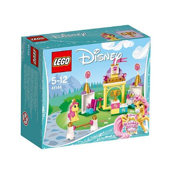 LEGO Disney Grajdul Regal al lui Petite 41144