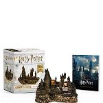 Kit - Harry Potter Hogwarts Castle and Sticker Book