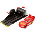 Masina Disney Cars by Mattel Fulger McQueen cu lansator, Zeegma