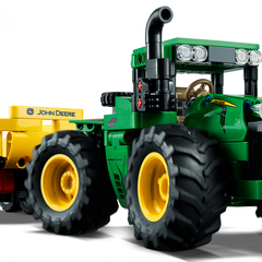 LEGO Technic John Deere 9620R 4WD Tractor 42136 390 darabos, LEGO